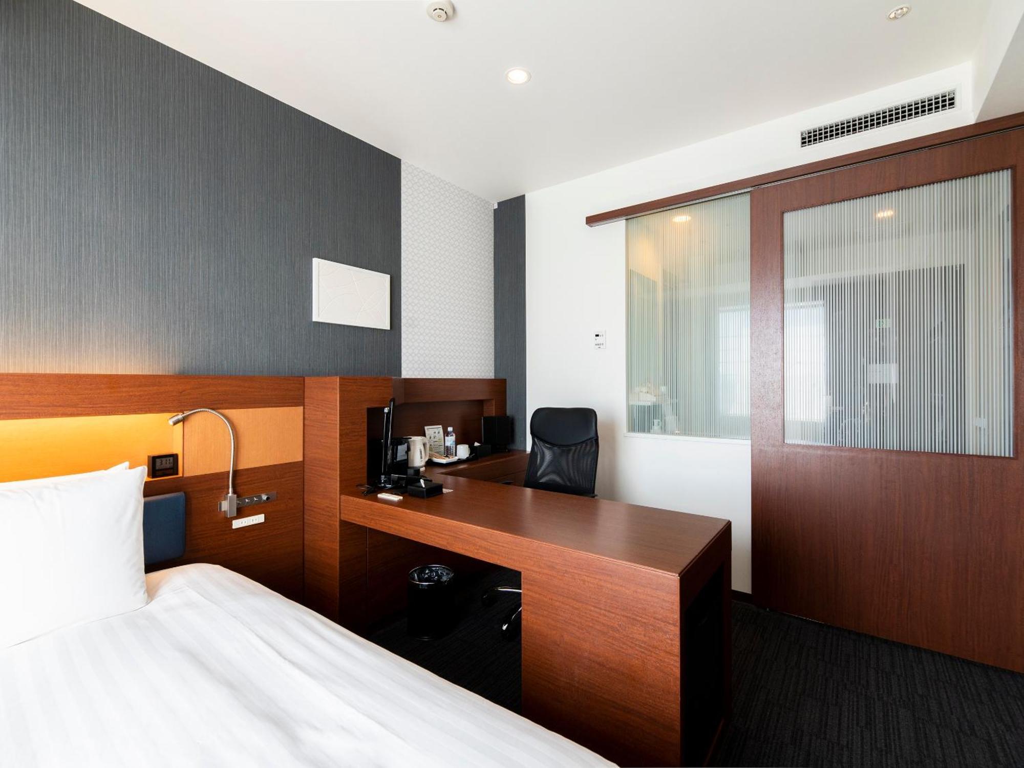 Lotte Kinshicho Hotell 3*